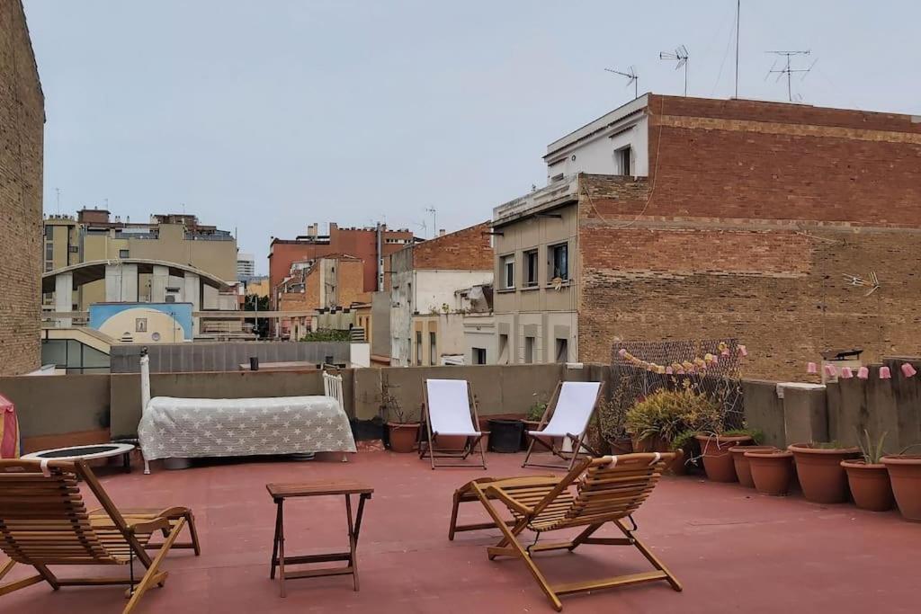 Small Room In Sants With Huge Terrace Barcelona Exterior photo